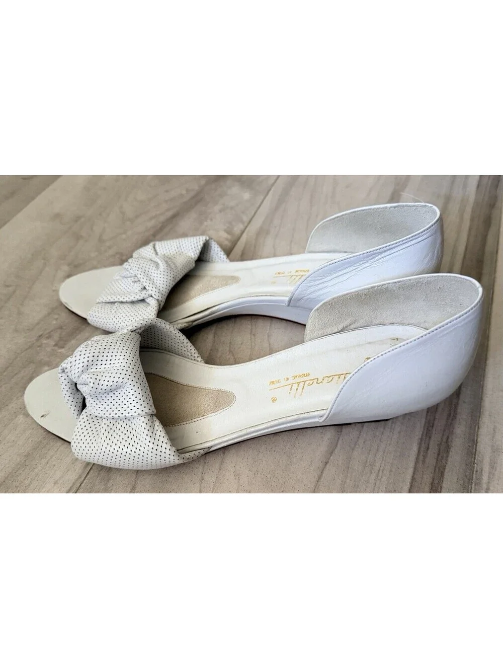 Julianelli Women's White leather Open toe Summer Sandals Low Heel Sz US 7 1/2 AA